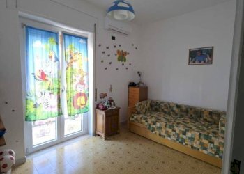 Camera da letto - Trilocale via Antonio Gramsci, 40, Catanzaro - foto 6