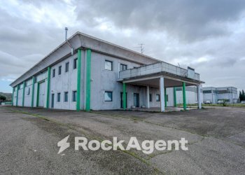 Capannone via Corradino D'Ascanio, Acquapendente - foto 2