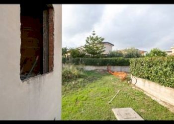 Villa via Roberto Niederer, Soveria Simeri - foto 12