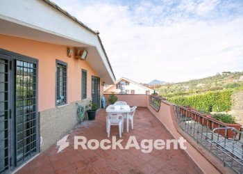 Terrazzo - Villa via del Laghetto, 26b, Civitella San Paolo - foto 13