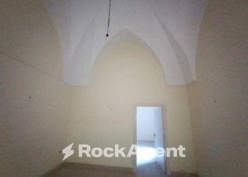Stanza non arredata - Stabile - Palazzo corso Umberto, 77, Trepuzzi - foto 33
