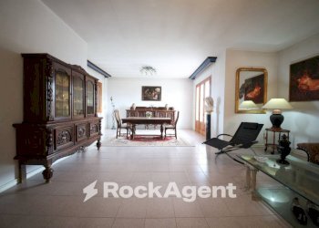 Salone - Villa via Evangelista Torricelli, 5, Copertino - foto 1