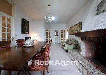 Salone - Villa via Evangelista Torricelli, 5, Copertino - foto 15