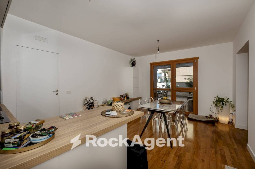 Quadrilocale via Giana Anguissola, 41, Roma - foto 1