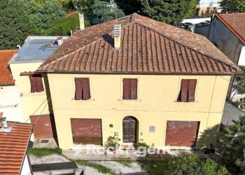 Facciata - Independent house via Palestro, 19, Collesalvetti - photo 3