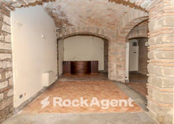Negozio via Del Macello, 30, Viterbo - foto 23