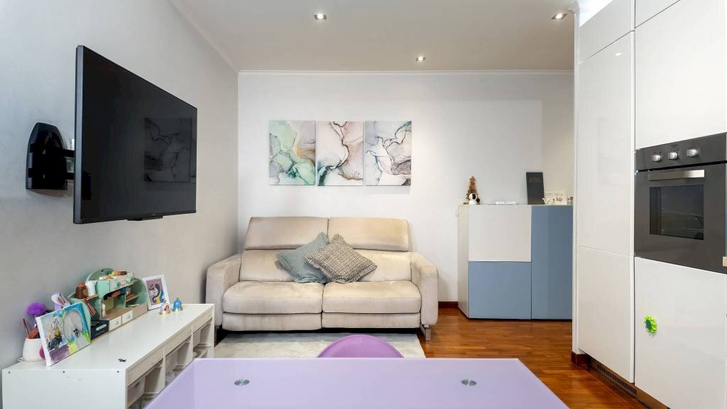 Salone - Three-room apartment via Mare di Bering, Roma (neighborhood Lido di Ostia) - photo 2