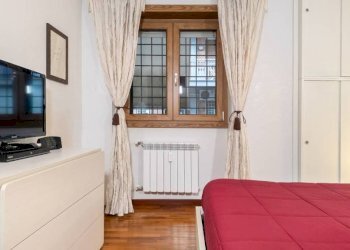 Camera da letto - Trilocale via Mare di Bering, Roma (zona Lido di Ostia) - foto 14
