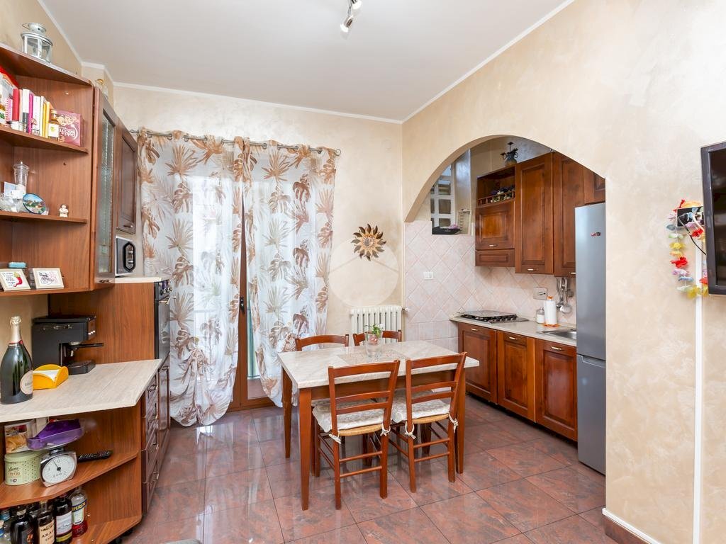 Bilocale Via Carlo Lorenzini, Torino (zona Borgo Vittoria) - foto 1