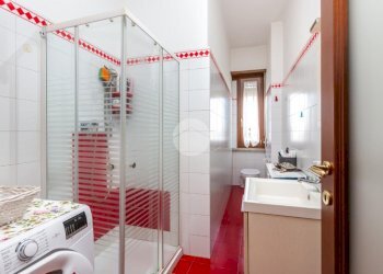 Bilocale Via Carlo Lorenzini, Torino (zona Borgo Vittoria) - foto 9