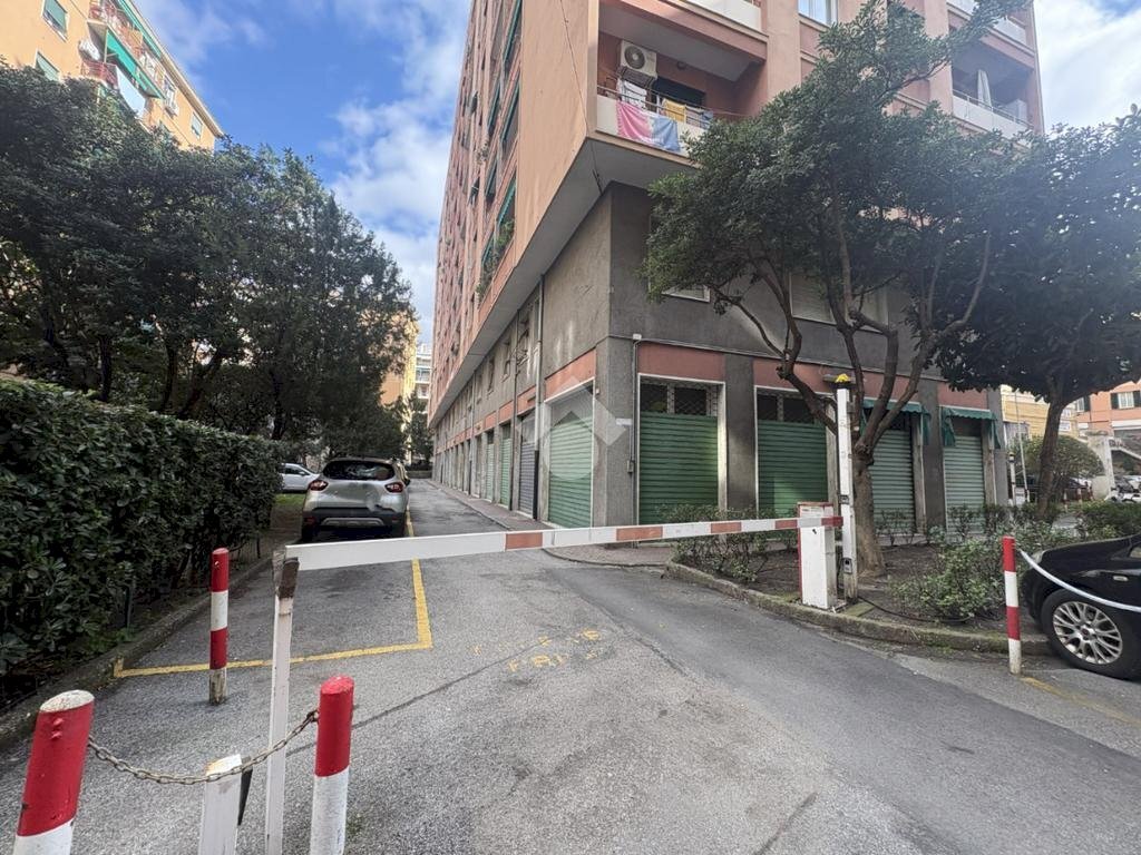 Box Via Blelè, Genova (zona San Fruttuoso) - foto 2