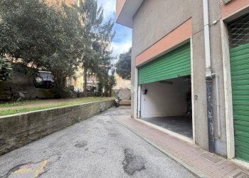 Box Via Blelè, Genova (zona San Fruttuoso) - foto 3