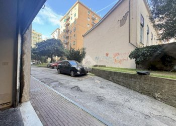 Box Via Blelè, Genova (zona San Fruttuoso) - foto 13