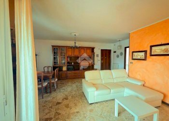 Quadrilocale Via Chiappino, Savona - foto 1