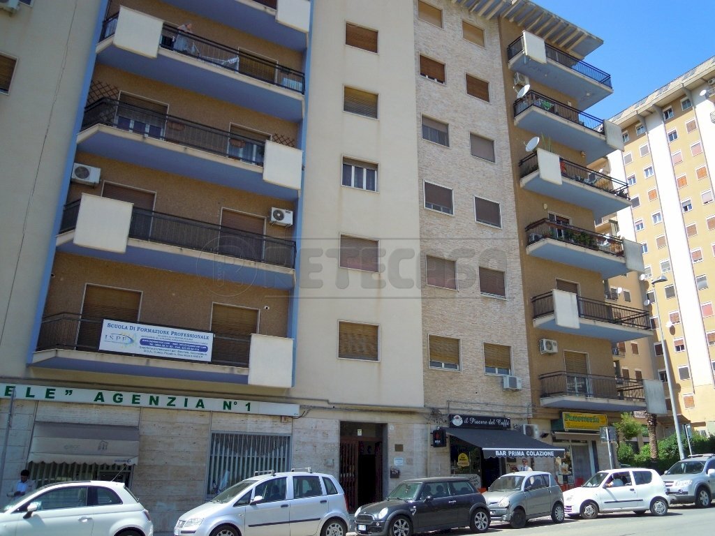 DSCN3054 (1024x768).jpg - Office Via Libertà 12, Caltanissetta - photo 1