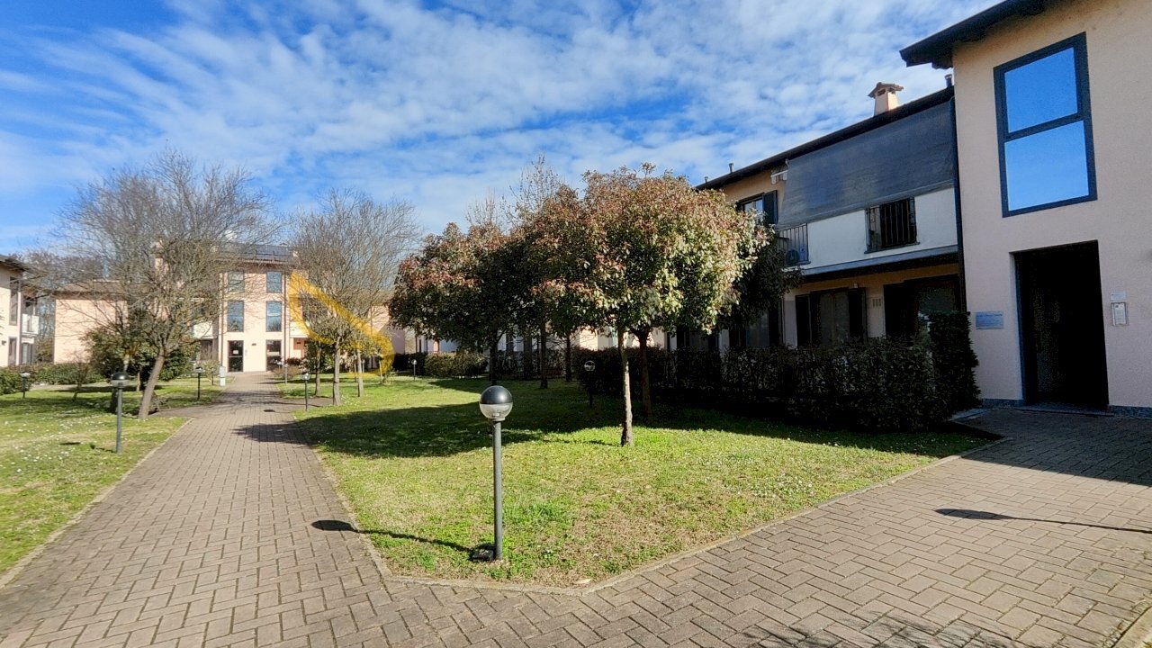 ESTERNO - Two-room apartment Viale Cremona, Pavia - photo 2