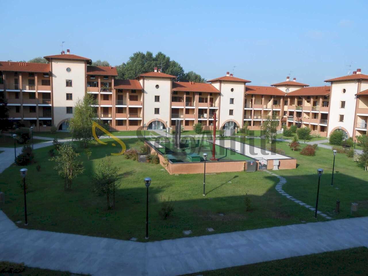 esterno - Three-room apartment Via Madonna, San Martino Siccomario - photo 2