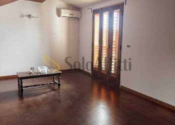 WhatsApp Image 2026-02-25 at 17.05.15 (1).jpeg - Bilocale Viagrande - foto 9