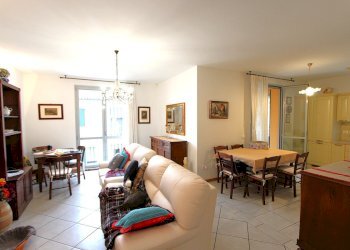 IMG_9489.JPG - Appartamento Piazza Lorenzo D' Auria 3, Valsamoggia - foto 2