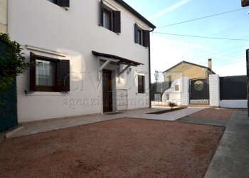ESTERNO - Casa indipendente Via Fiume, Piazzola sul Brenta - foto 10