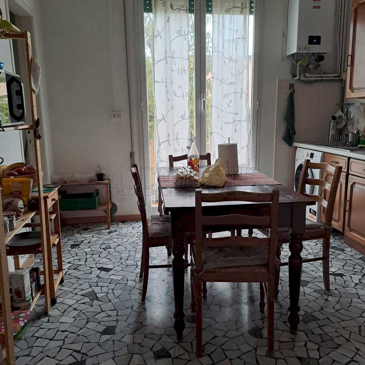 4ed4e2d8-3f33-42b6-91e7-2b05c1cbbbd9.jpg - Appartamento Padova - foto 3