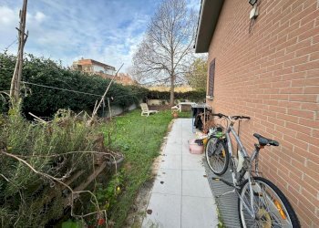 WhatsApp Image 2025-12-29 at 5.20.39 PM (10).jpeg - Villa Via Svetonio 15, Guidonia Montecelio - photo 12