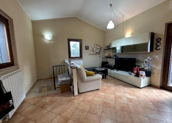 WhatsApp Image 2025-12-29 at 5.20.41 PM (1).jpeg - Villa Via Svetonio 15, Guidonia Montecelio - photo 21