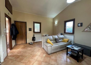 WhatsApp Image 2025-12-29 at 5.20.41 PM.jpeg - Villa Via Svetonio 15, Guidonia Montecelio - photo 23