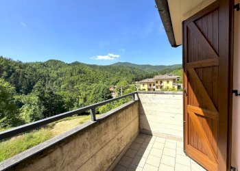 terrazza - Villa Via dell'Appennino, Vernio - foto 1