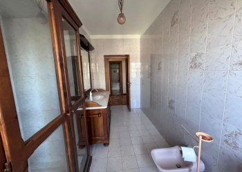 IMG_2781.JPG - Quadrilocale Via Carlo Alberto 27, Torino (zona Centro) - foto 13