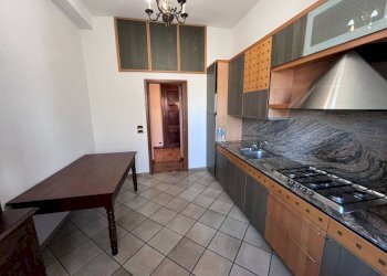 IMG_3853.JPG - Quadrilocale Via Carlo Alberto 27, Torino (zona Centro) - foto 14