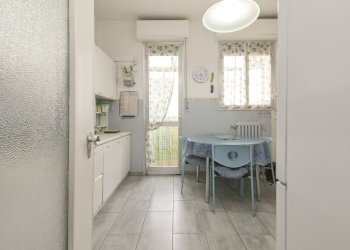 Roveda 3.JPG - Four-room apartment Via Giovanni Roveda 25, Torino (neighborhood Mirafiori Sud) - photo 23