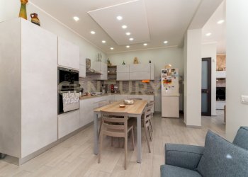 Via Oberdan 13 Motta (35).jpg - Villa Via Oberdan 7, Motta Sant'Anastasia - foto 20