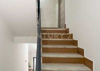 Via Oberdan 13 Motta (6).jpg - Villa Via Oberdan 7, Motta Sant'Anastasia - foto 29