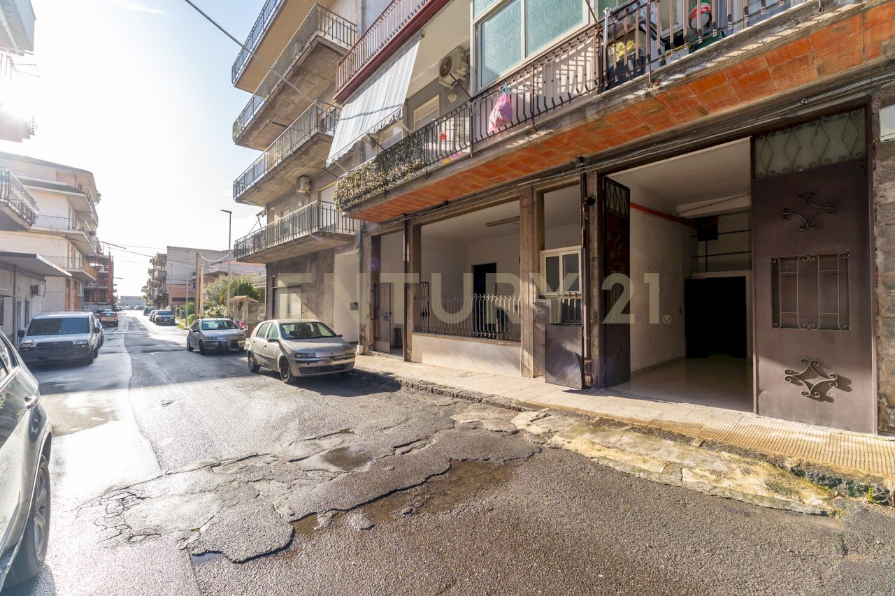 Via Gobetti 18 Adrano (2).jpg - Quadrilocale Via P. Gobetti 8, Adrano - foto 1