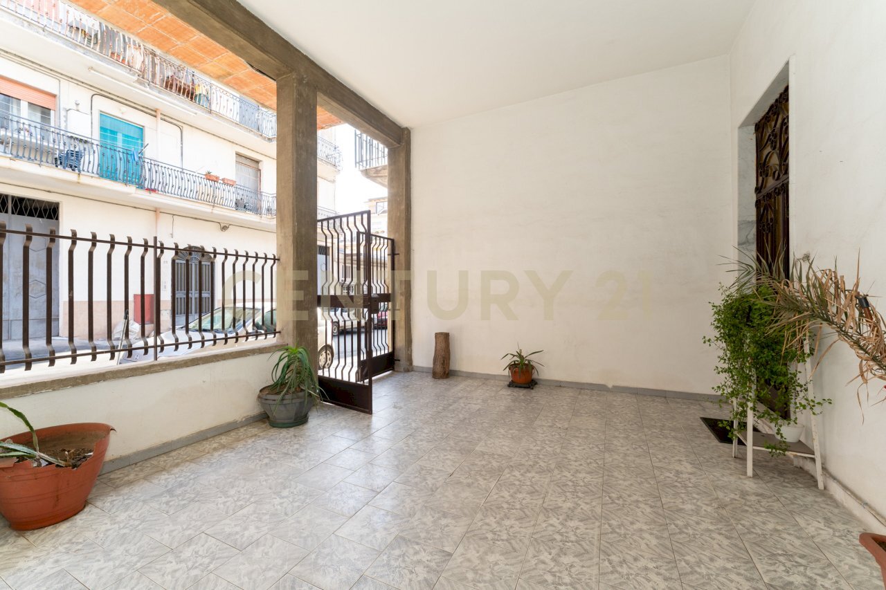 Via Gobetti 18 Adrano (3).jpg - Quadrilocale Via P. Gobetti 8, Adrano - foto 2