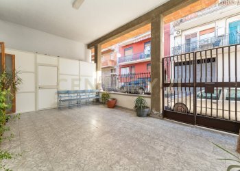 Via Gobetti 18 Adrano (4).jpg - Quadrilocale Via P. Gobetti 8, Adrano - foto 3