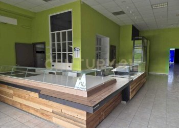 foto 1 sala 1.jpeg - Locale Commerciale Cerro Sughero, Campagnatico - foto 1