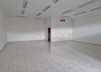 foto negozio campagnatico 1.jpeg - Locale Commerciale Cerro Sughero, Campagnatico - foto 2