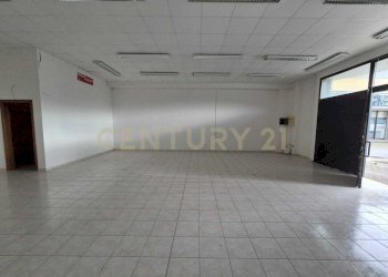 foto negozio campagnatico 2.jpeg - Locale Commerciale Cerro Sughero, Campagnatico - foto 3