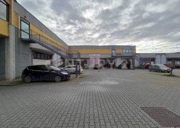 foto parcheggio campagnatico 2.jpeg - Locale Commerciale Cerro Sughero, Campagnatico - foto 12