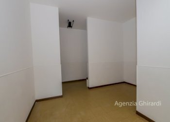 2.0 soggiorno.jpg - Appartamento VIA ALFREDO D'ANDRADE 34, Genova (zona Sestri Ponente) - foto 3