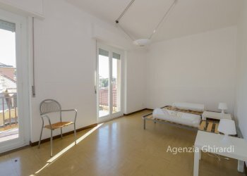 4.0 camera matrimoniale.jpg - Appartamento VIA ALFREDO D'ANDRADE 34, Genova (zona Sestri Ponente) - foto 7