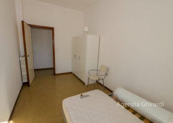 5.2 camera.jpg - Appartamento VIA ALFREDO D'ANDRADE 34, Genova (zona Sestri Ponente) - foto 13