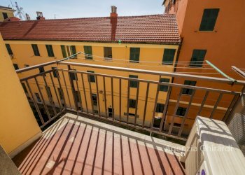 7.0 balcone.jpg - Quadrilocale VIA ALFREDO D'ANDRADE 34, Genova (zona Sestri Ponente) - foto 16