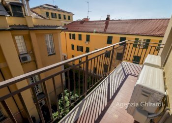 7.1 balcone.jpg - Quadrilocale VIA ALFREDO D'ANDRADE 34, Genova (zona Sestri Ponente) - foto 18