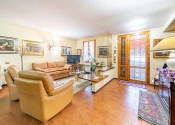 Villa a Schiera Via Francesco Panini, Modena (zona Madonnina) - foto 1