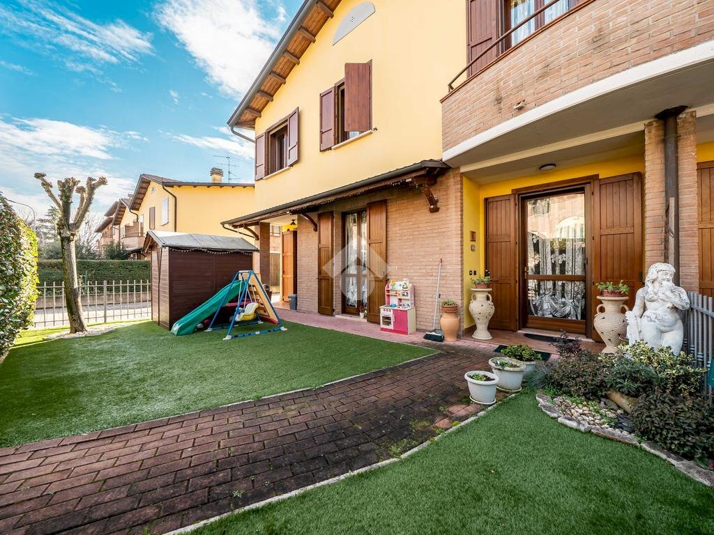 Terraced Villa Via Roberto Ruffilli, Scandiano - photo 1