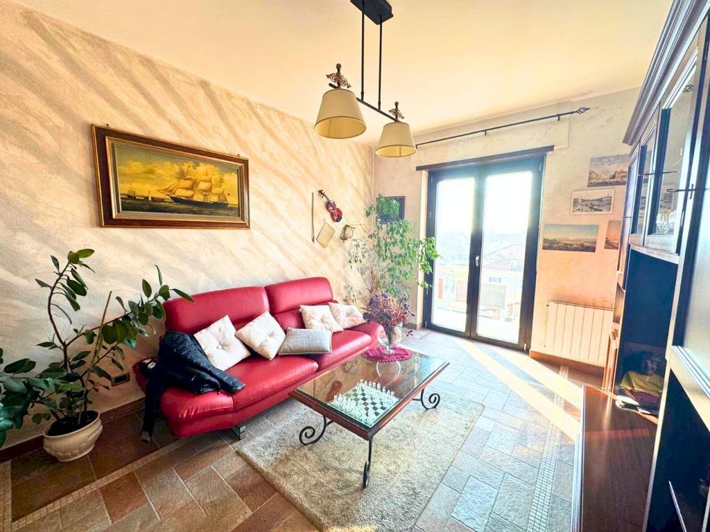 Trilocale Via Ciriè, Volpiano - foto 1