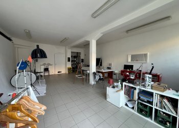 Ufficio via San Pier Tommaso, 20, Bologna (zona Fossolo) - foto 2